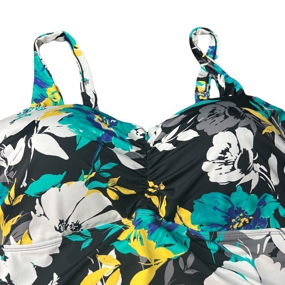 Swimsuits For All Floral One Piece Bathing Suit - Picture 7 of 10